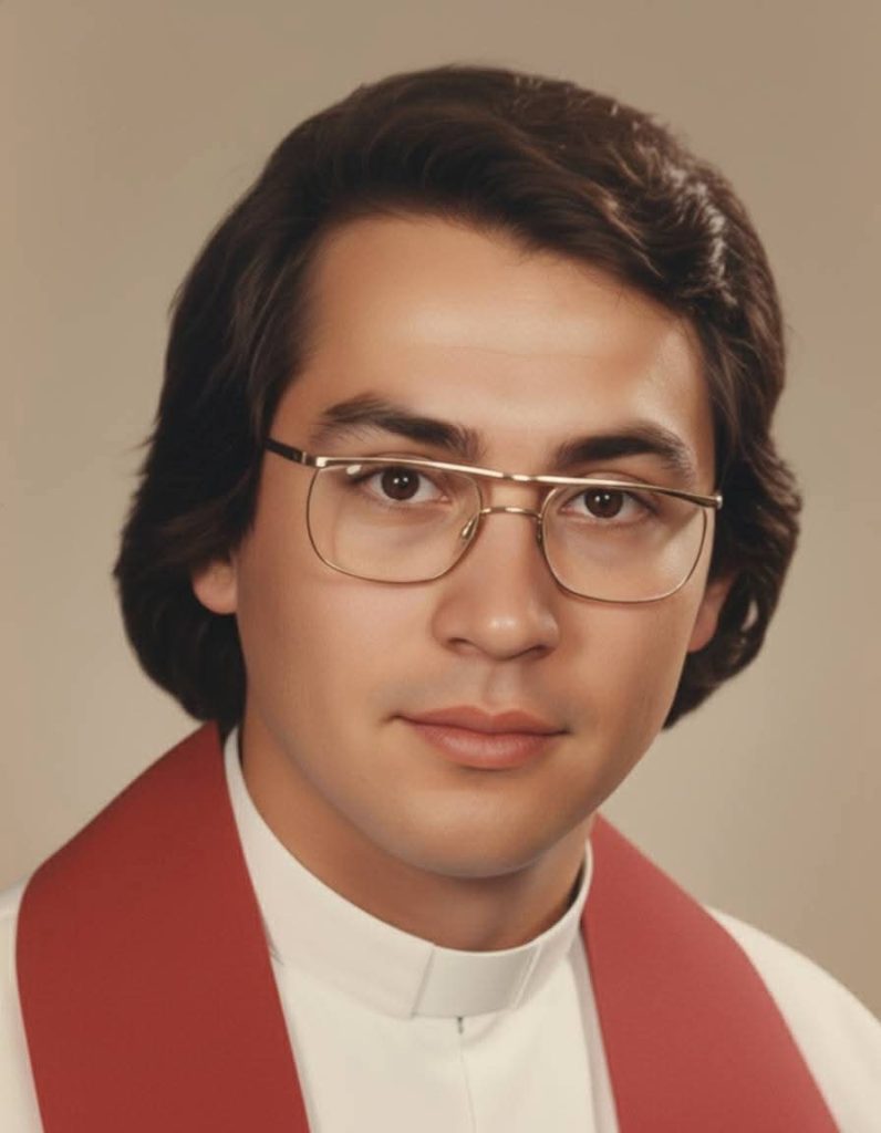 Hoy recordamos el martirio del sacerdote Alfonso Navarro asesinado por paramilitares el 11 de mayo de 1977, en la colonia Miramonte de San Salvador.